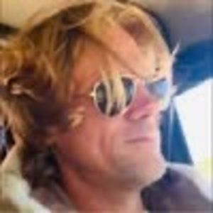 Meet your Posher, Travis